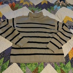 Pink lily turtleneck